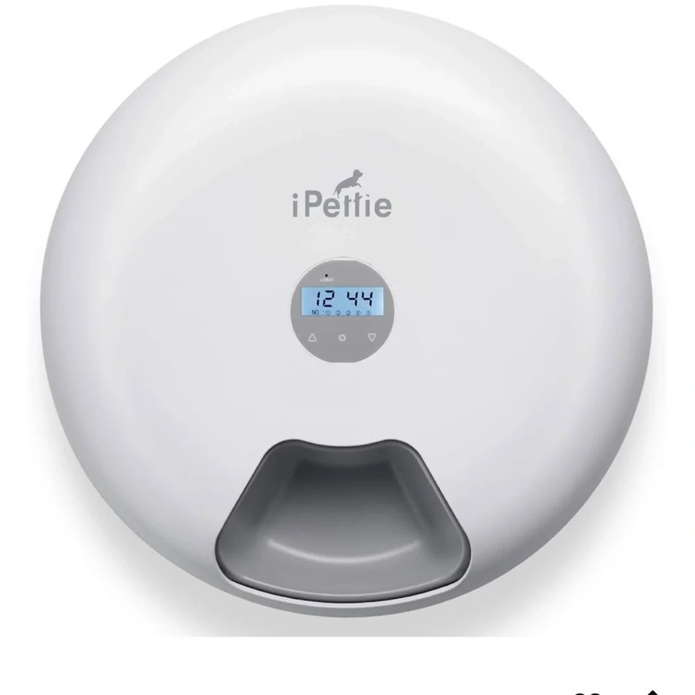 NIB! Ipettie 6 Meal Automatic Pet Feeder White